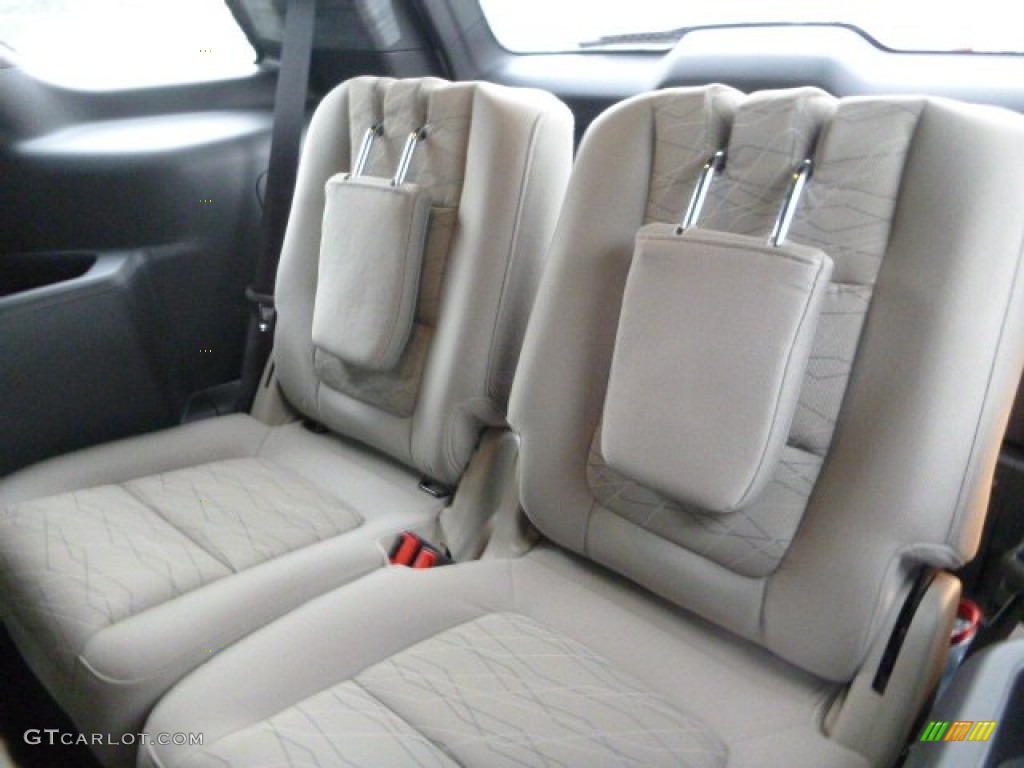 2014 Explorer 4WD - Oxford White / Medium Light Stone photo #10
