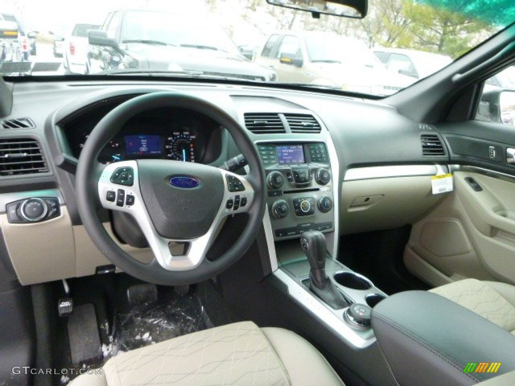 2014 Explorer 4WD - Oxford White / Medium Light Stone photo #11