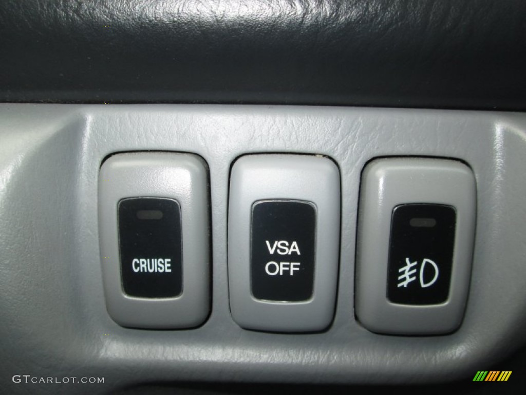 2004 Acura MDX Standard MDX Model Controls Photo #90206524