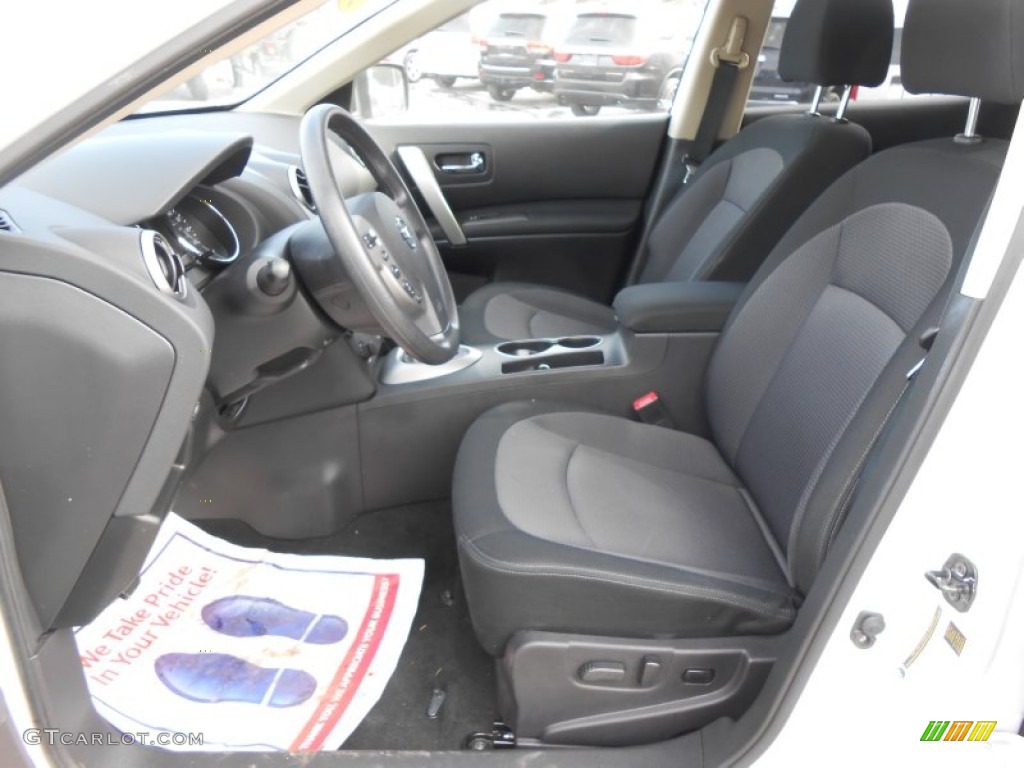 2011 Rogue SV AWD - Pearl White / Black photo #10