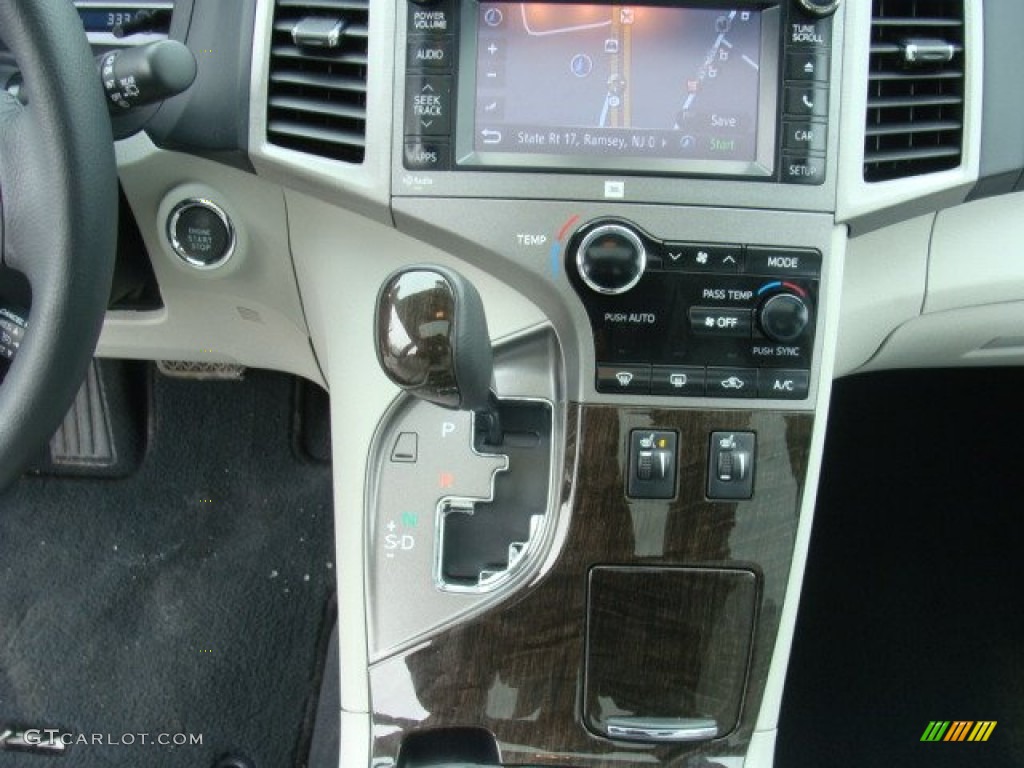 2013 Toyota Venza XLE AWD Transmission Photos