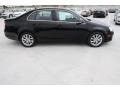 Black - Jetta SE Sedan Photo No. 11