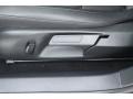 Black - Jetta SE Sedan Photo No. 16
