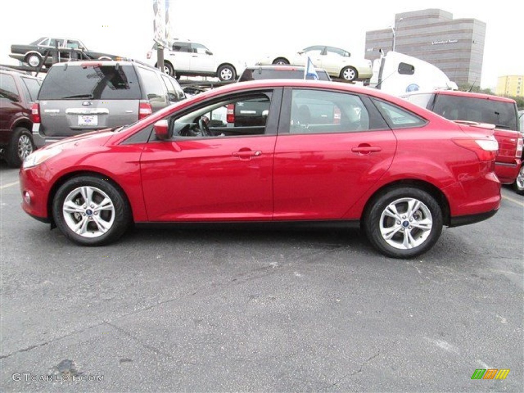 2012 Focus SE Sport Sedan - Red Candy Metallic / Two-Tone Sport photo #3