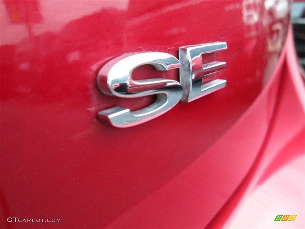 2012 Focus SE Sport Sedan - Red Candy Metallic / Two-Tone Sport photo #7