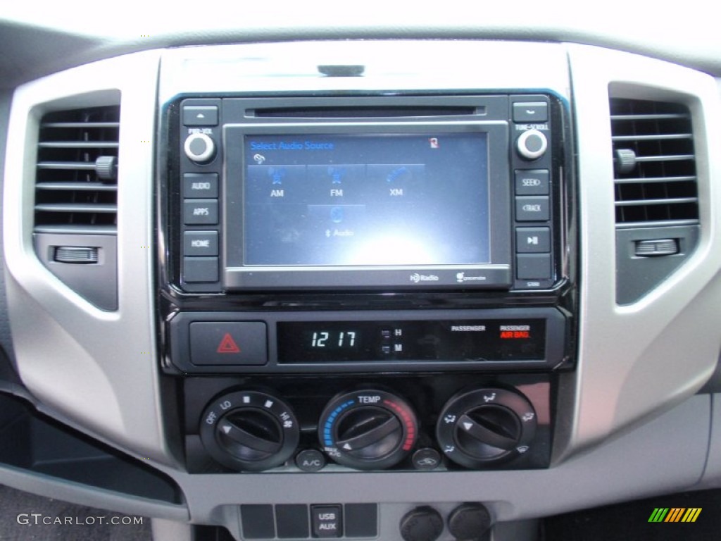 2014 Toyota Tacoma V6 TRD Double Cab Controls Photo #90215876