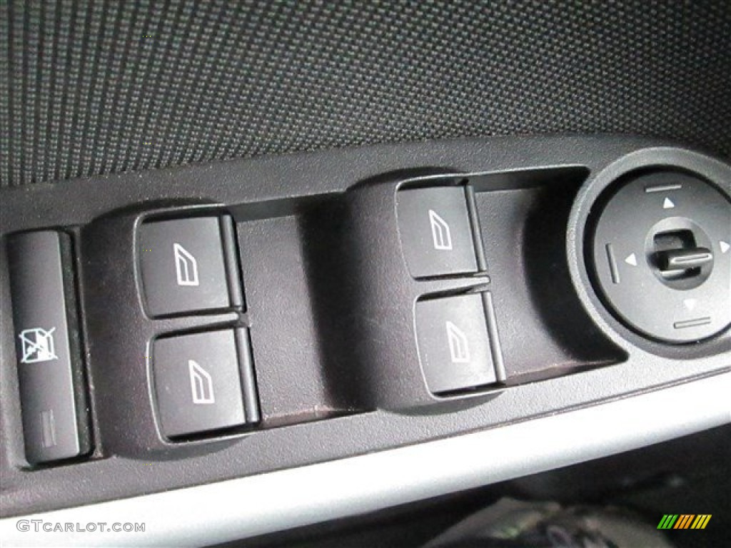 2012 Focus SE Sport Sedan - Red Candy Metallic / Two-Tone Sport photo #21