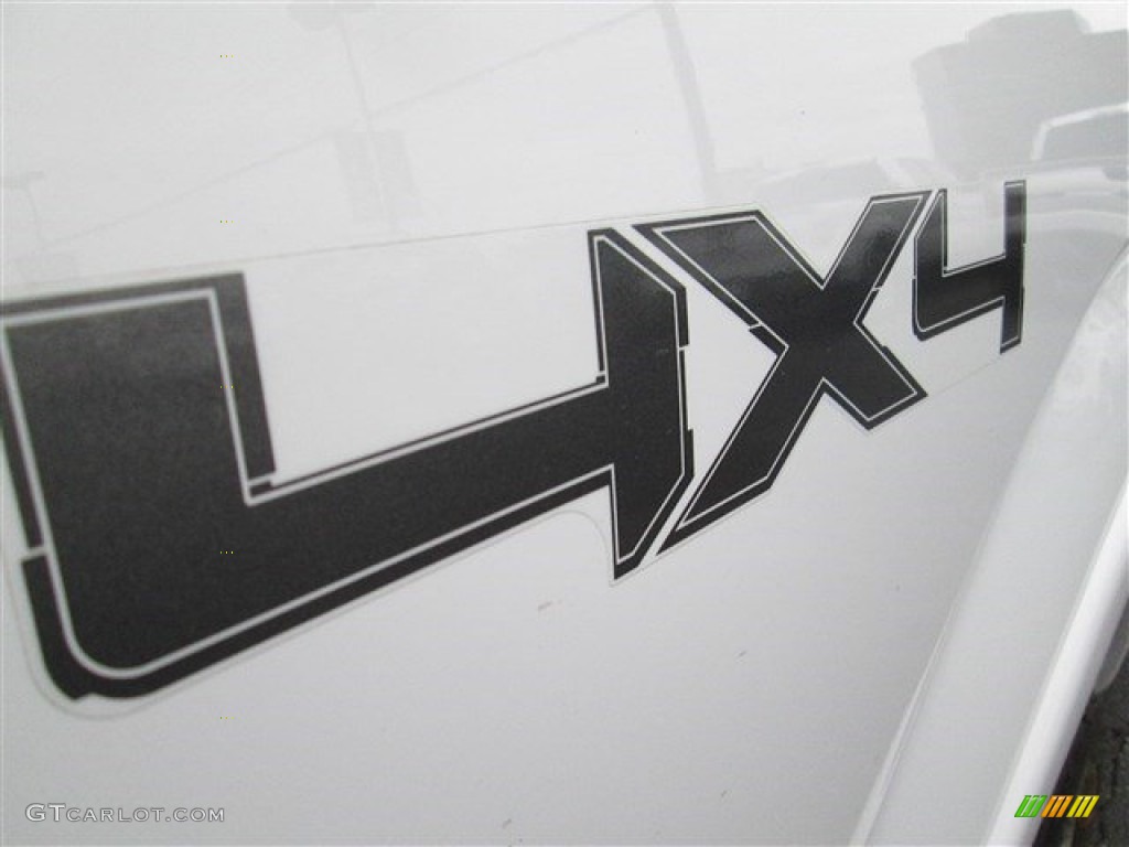 2013 F150 Lariat SuperCrew 4x4 - Oxford White / Black photo #8