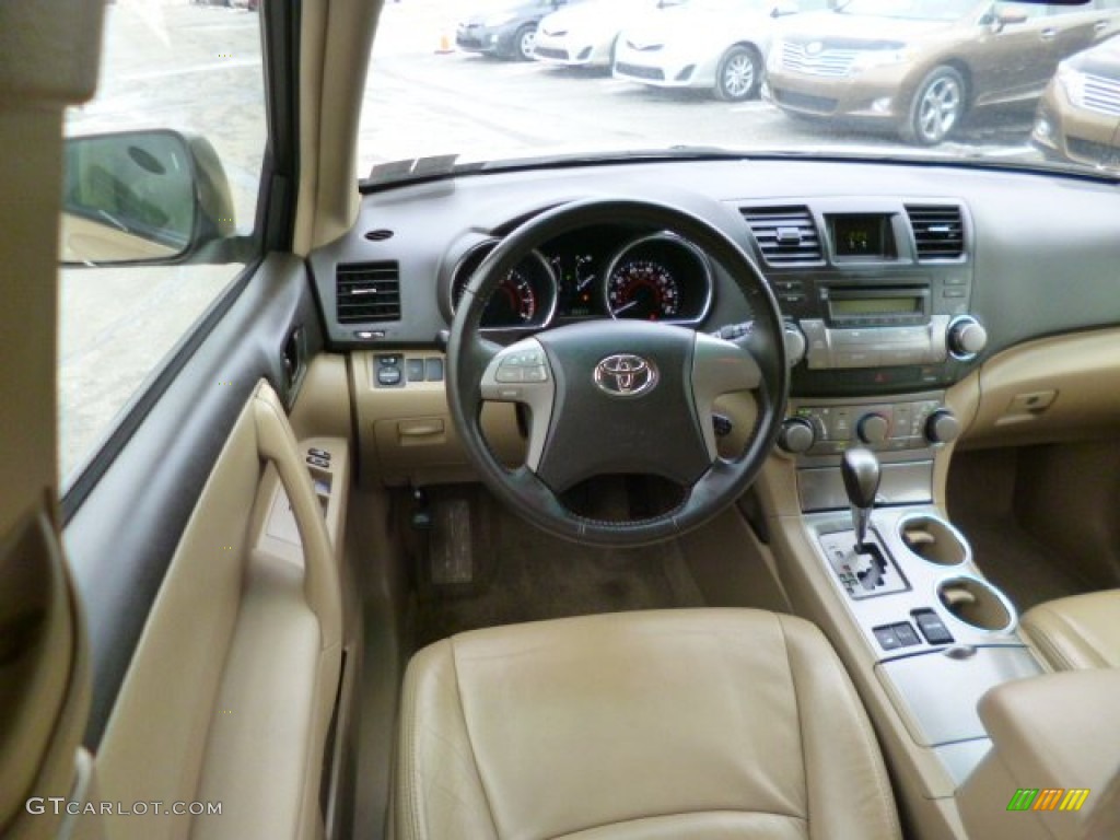 2009 Highlander V6 4WD - Sandy Beach Metallic / Sand Beige photo #14