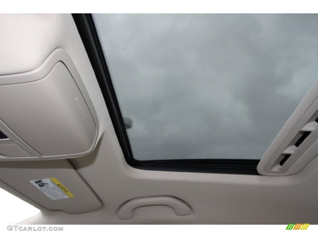 2014 Jetta TDI Sedan - Tempest Blue Metallic / Cornsilk Beige photo #19