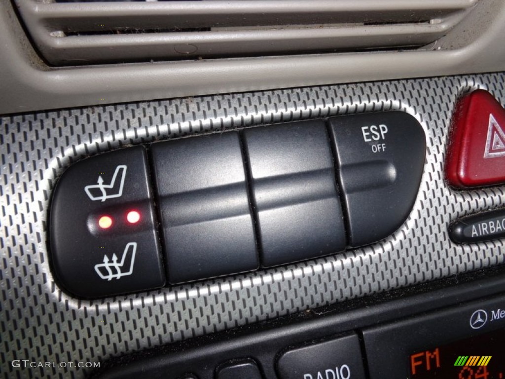 2002 Mercedes-Benz C 230 Kompressor Coupe Controls Photo #90220499