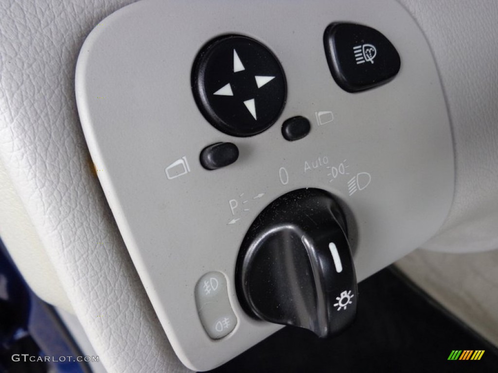 2002 Mercedes-Benz C 230 Kompressor Coupe Controls Photo #90221099