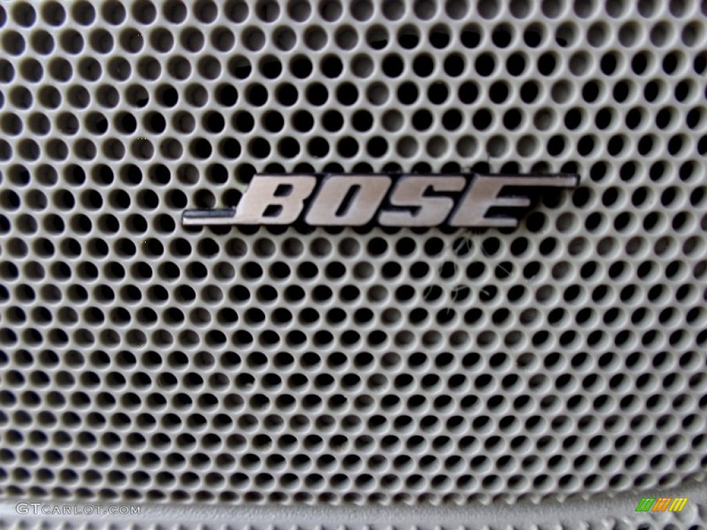 2002 Mercedes-Benz C 230 Kompressor Coupe Audio System Photos