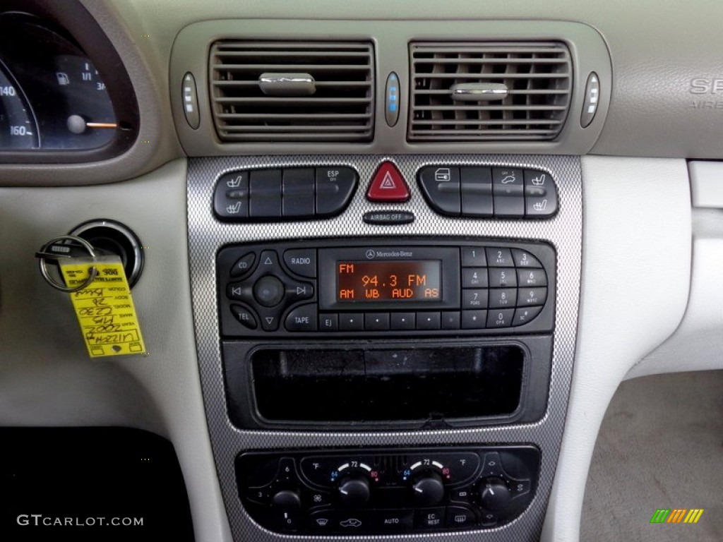 2002 Mercedes-Benz C 230 Kompressor Coupe Controls Photo #90221340
