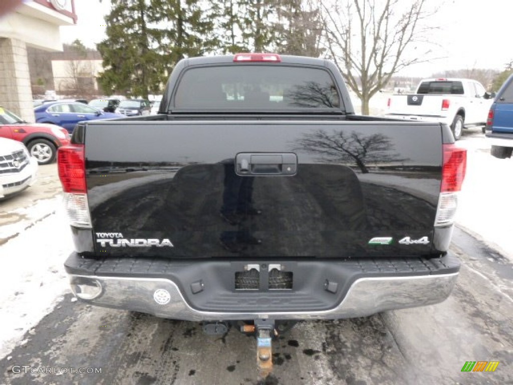 2013 Tundra TSS CrewMax 4x4 - Black / Graphite photo #7