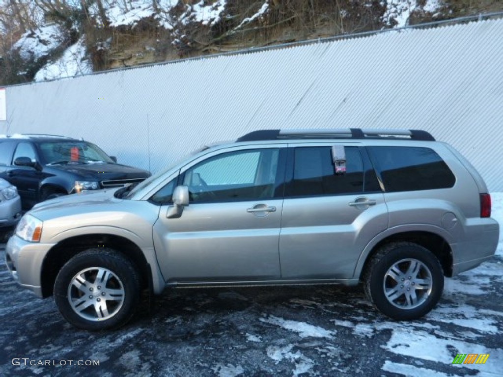 Platinum Pearl 2007 Mitsubishi Endeavor SE AWD Exterior Photo #90223250