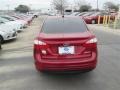 Ruby Red - Fiesta SE Sedan Photo No. 4