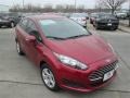 Ruby Red - Fiesta SE Sedan Photo No. 8