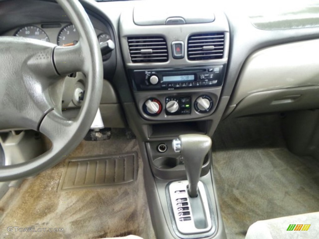 2003 Sentra XE - Radium Gray / Stone Gray photo #21