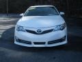 Super White - Camry SE Photo No. 8