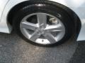 Super White - Camry SE Photo No. 17