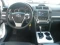 Super White - Camry SE Photo No. 21