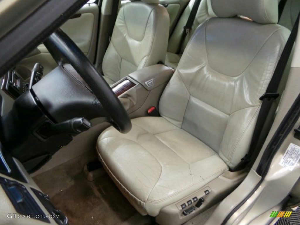 2005 S60 2.4 - Lunar Gold Metallic / Taupe/Light Taupe photo #6