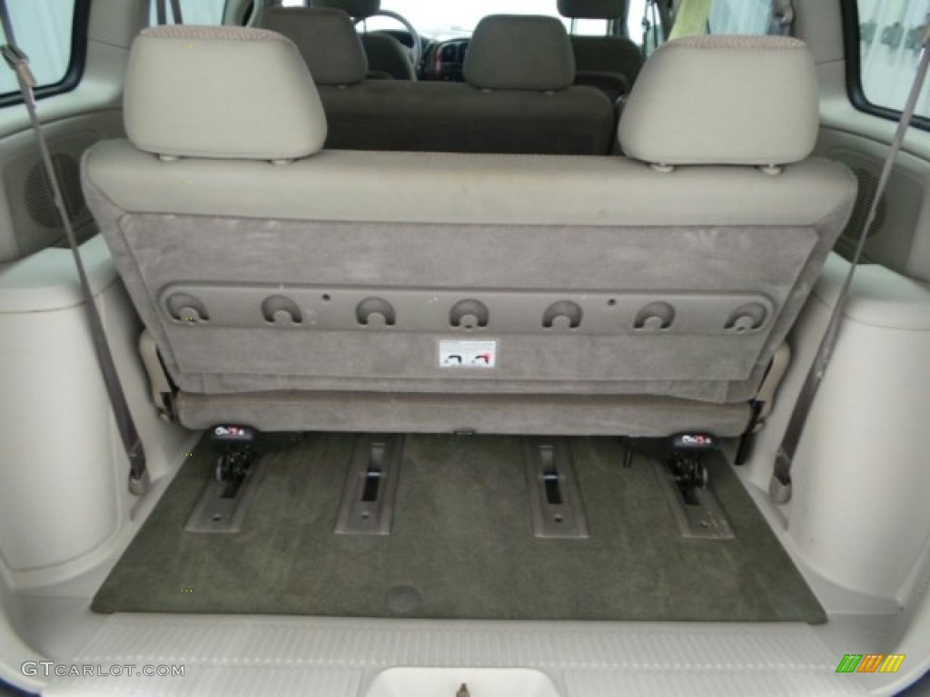 2006 Town & Country  - Magnesium Pearl / Dark Khaki/Light Graystone photo #3