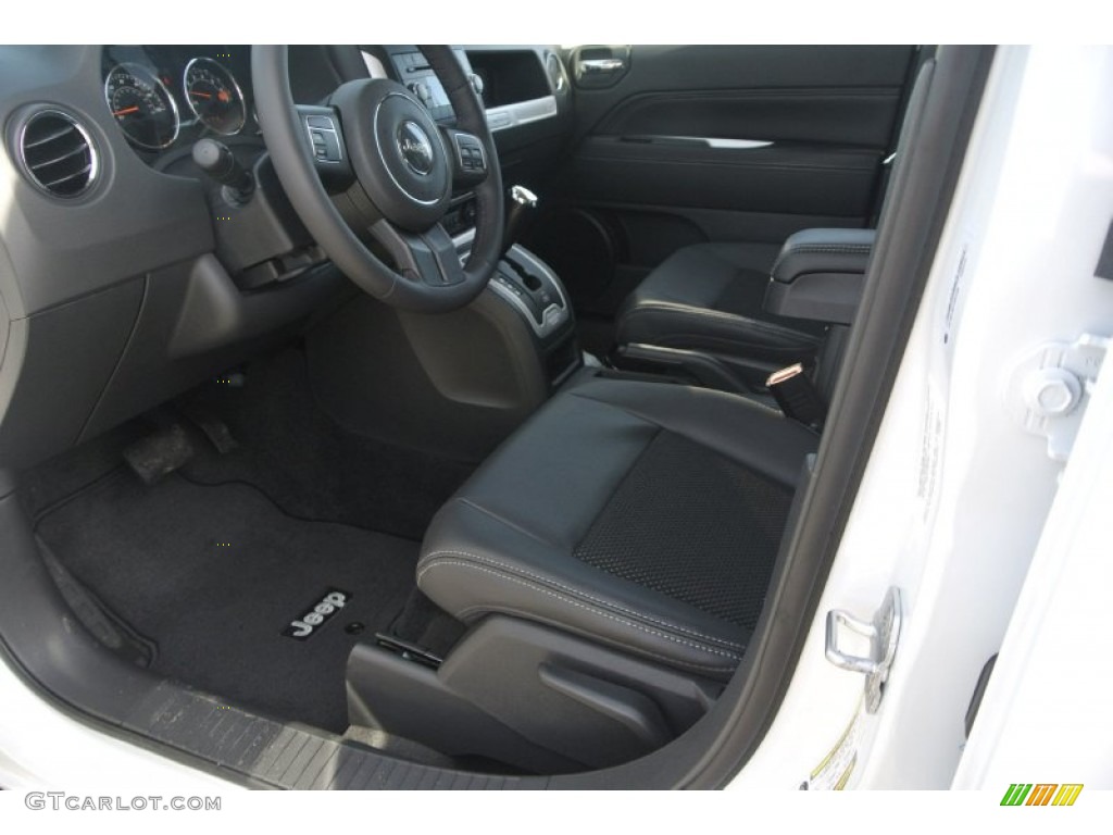 2014 Compass Latitude - Bright White / Dark Slate Gray photo #9