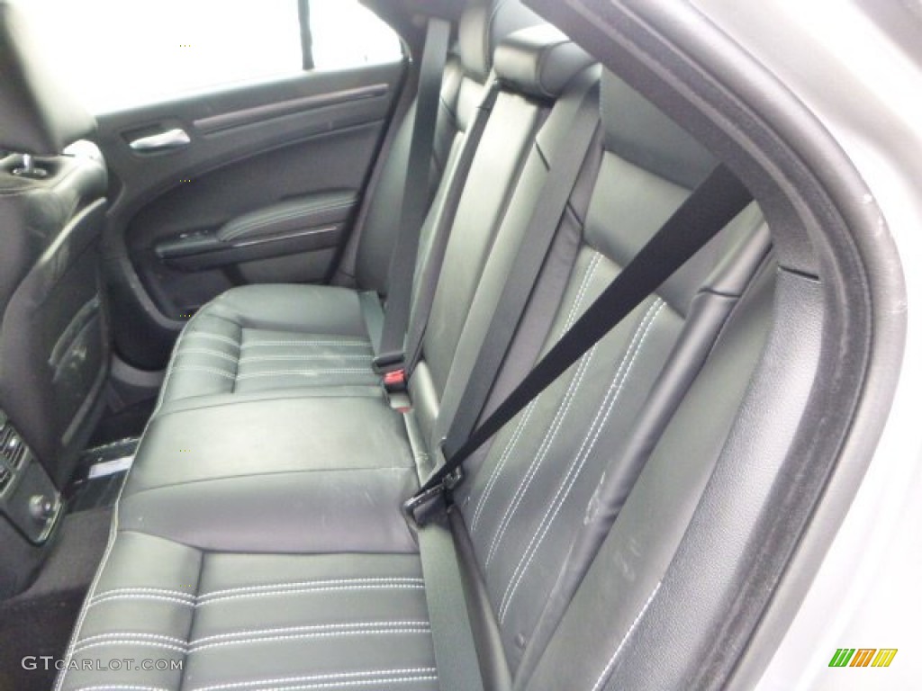 2014 300 S AWD - Billet Silver Metallic / Black photo #11