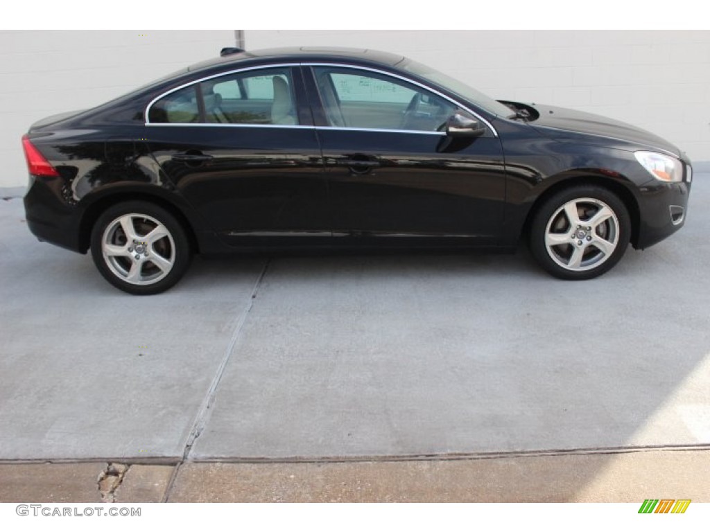 2012 S60 T5 - Black Sapphire Metallic / Soft Beige photo #5