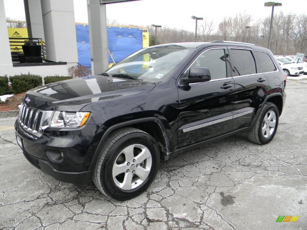 2011 Grand Cherokee Laredo X Package 4x4 - Blackberry Pearl / Black photo #1