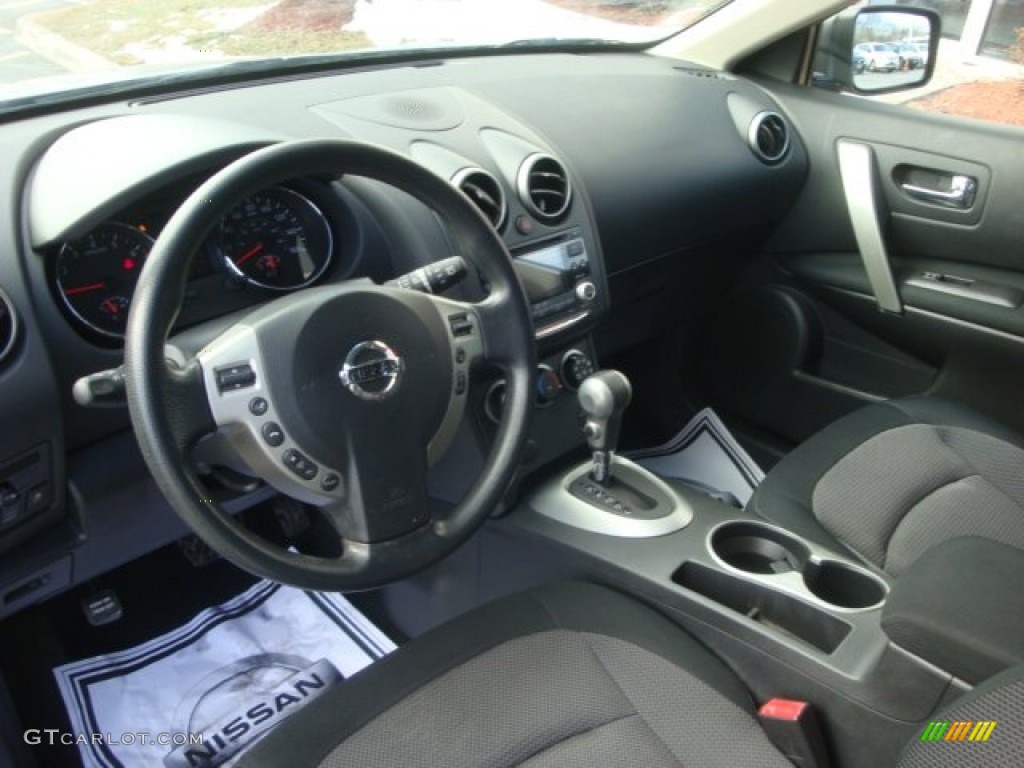 2011 Rogue SV AWD - Silver Ice Metallic / Black photo #15