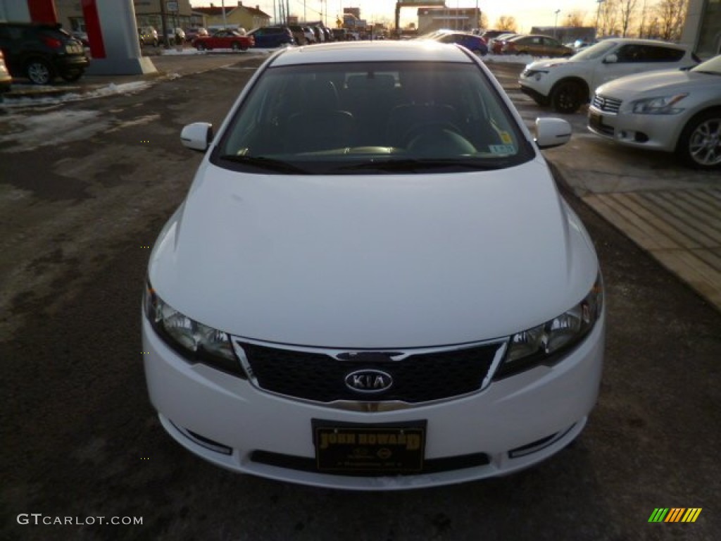 2013 Forte SX - Clear White / Black photo #2