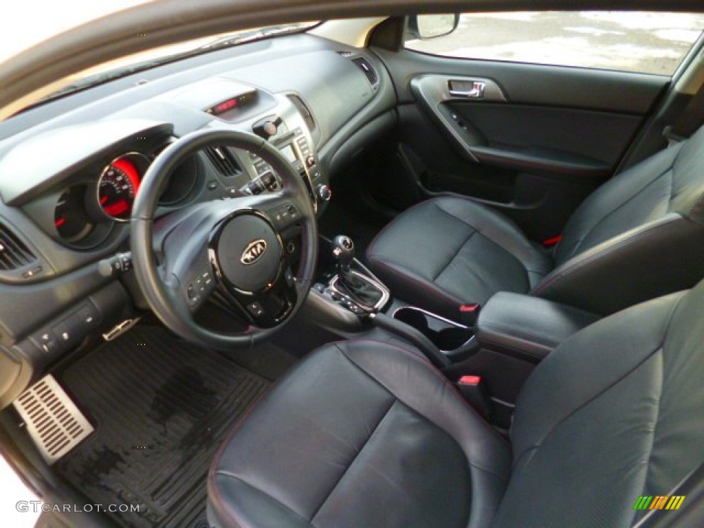 Black Interior 2013 Kia Forte SX Photo #90239312