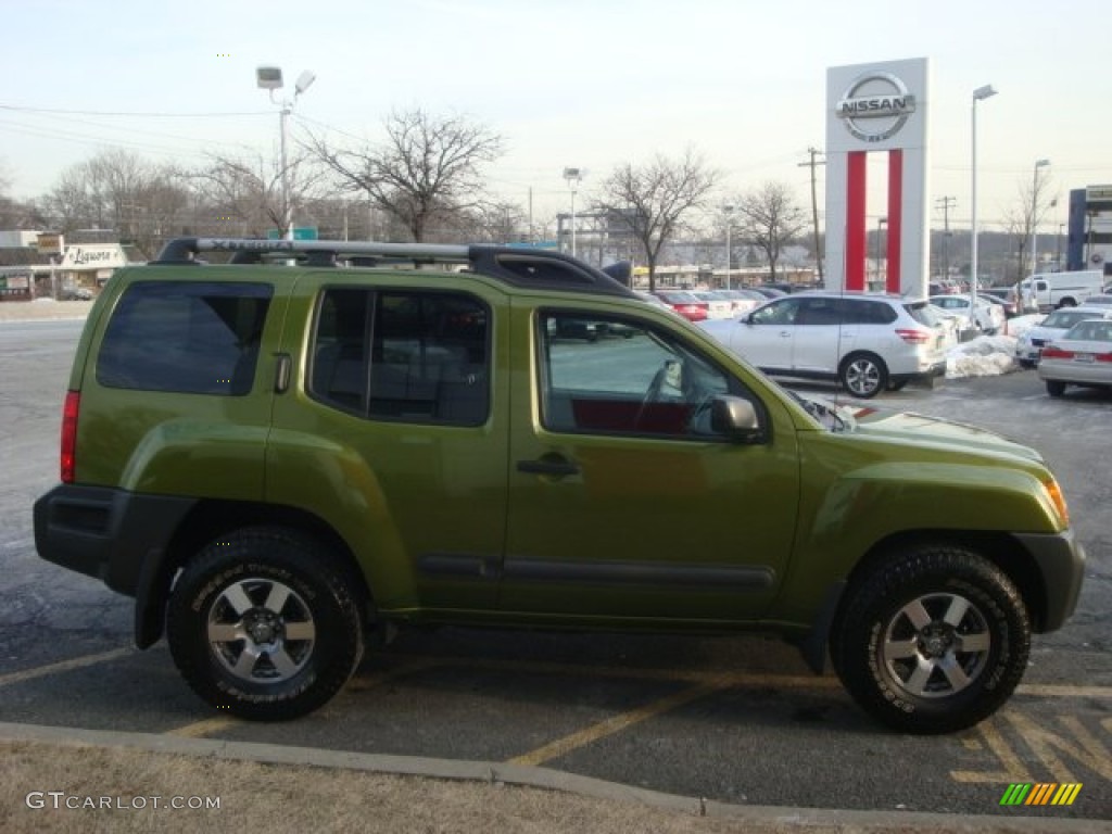 2011 Xterra Pro-4X 4x4 - Metallic Green / Pro 4X Gray/Steel photo #4