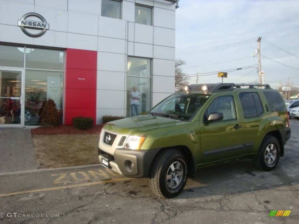 2011 Xterra Pro-4X 4x4 - Metallic Green / Pro 4X Gray/Steel photo #26