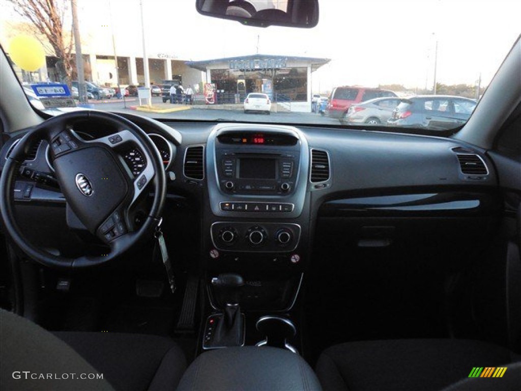 2014 Sorento LX - Ebony Black / Black photo #18