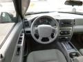 Black - Grand Cherokee Laredo 4x4 Photo No. 15