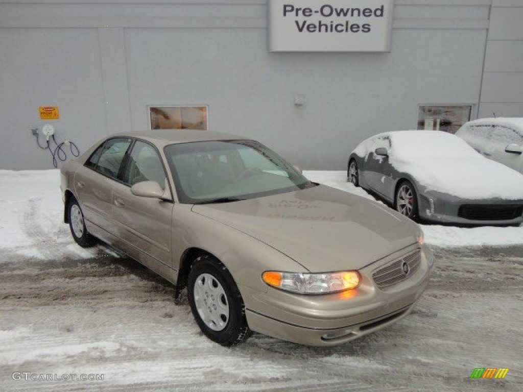 2003 Regal LS - Light Sandrift Metallic / Taupe photo #8