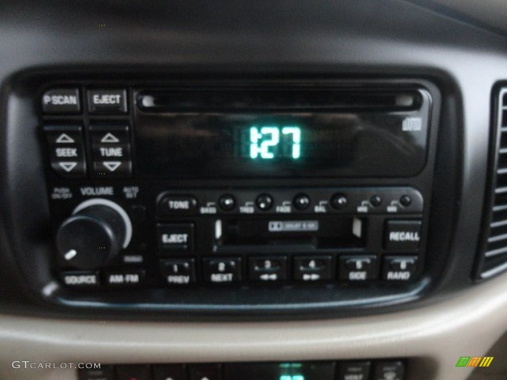 2003 Regal LS - Light Sandrift Metallic / Taupe photo #16