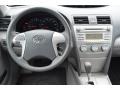 Super White - Camry LE Photo No. 21