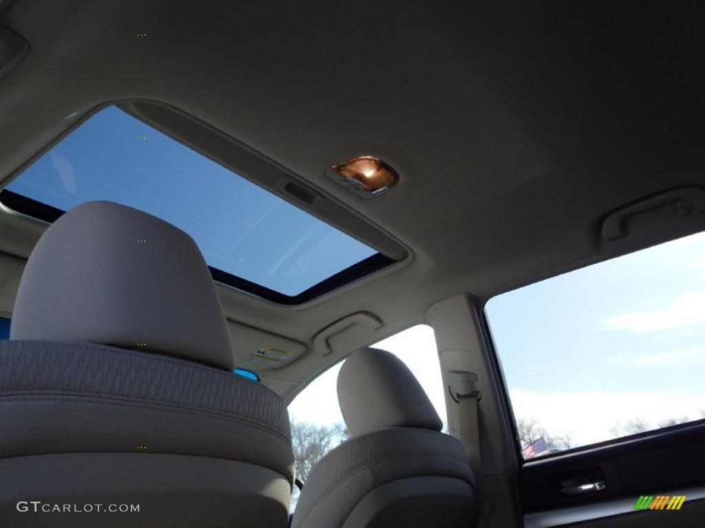 2011 Outback 2.5i Premium Wagon - Crystal Black Silica / Warm Ivory photo #16