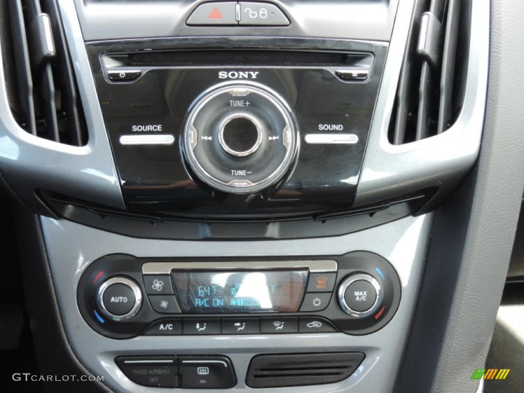 2012 Focus Titanium Sedan - Red Candy Metallic / Charcoal Black photo #19