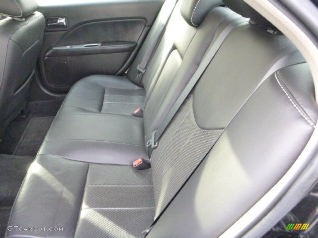 2011 Milan V6 Premier - Tuxedo Black Metallic / Dark Charcoal photo #16