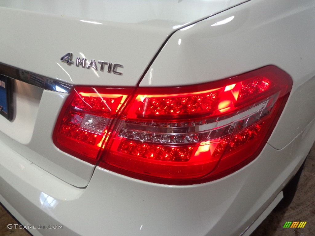 2010 E 350 4Matic Sedan - Arctic White / Almond Beige photo #10