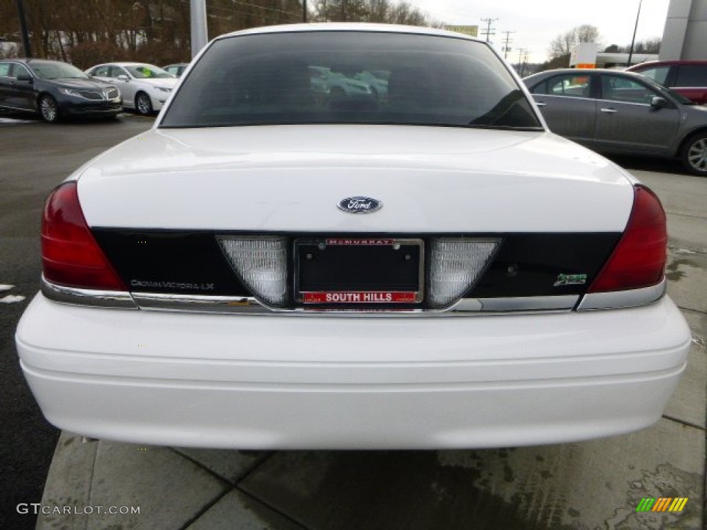 2011 Crown Victoria LX - Vibrant White / Medium Light Stone photo #4