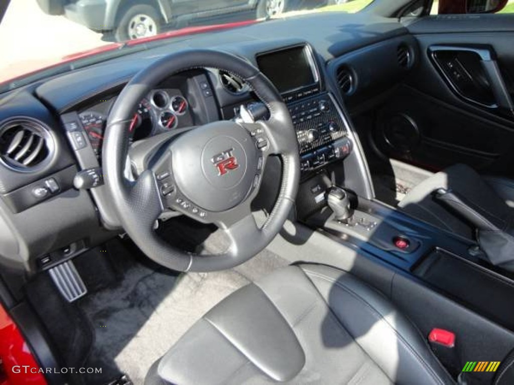 Black Interior 2013 Nissan GT-R Premium Photo #90277450