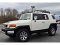 Front 3/4 View of 2014 FJ Cruiser 4WD