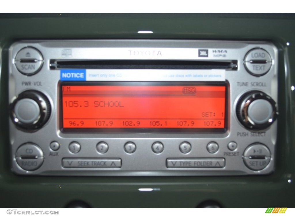2014 Toyota FJ Cruiser 4WD Audio System Photo #90281245